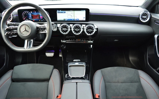 Mercedes-Benz Klasa A cena 154900 przebieg: 19249, rok produkcji 2023 z Leszno małe 79